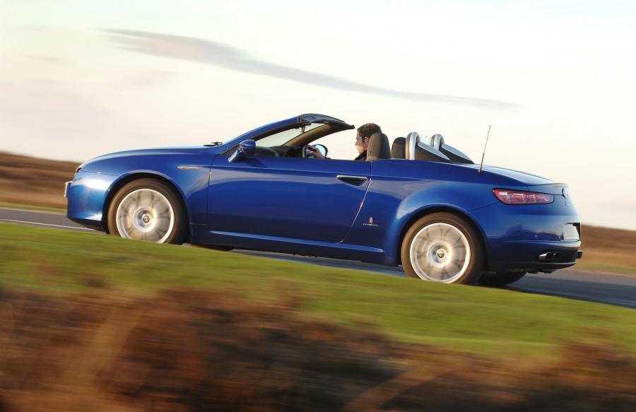  Alfa Romeo Spider (939E) 2007 года  (UK) (фото 29 из 38)